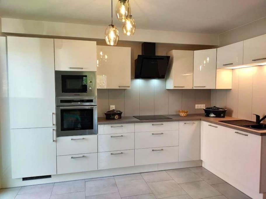 Maison Individuelle, 10 Minutes De Colmar 4 - 8 Personnes - 2 Sdb * Wintzenheim